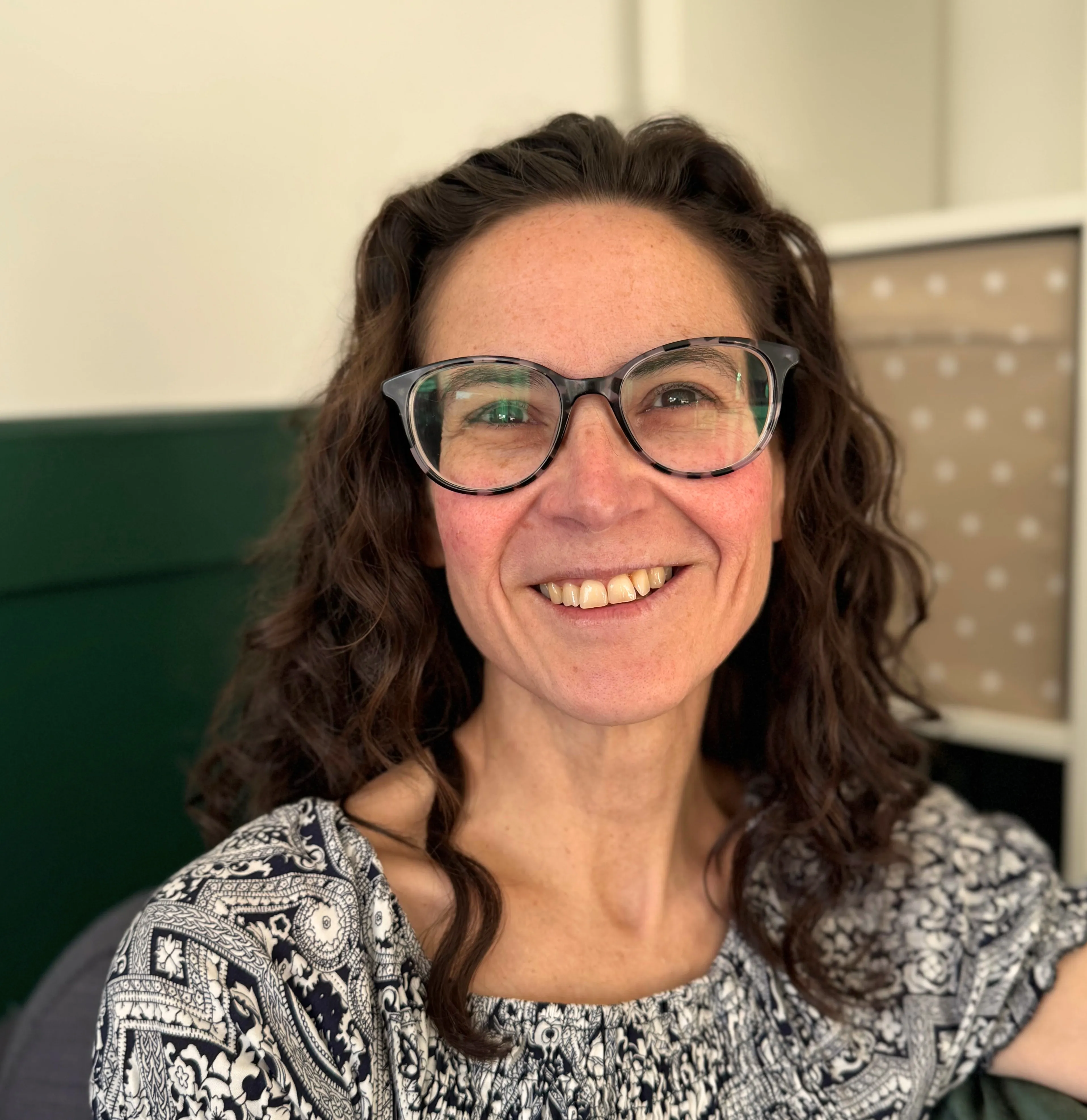Photo of therapist Rebecca Wilkinson Counselling